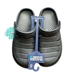 Rugged Shark Black Water Shoes